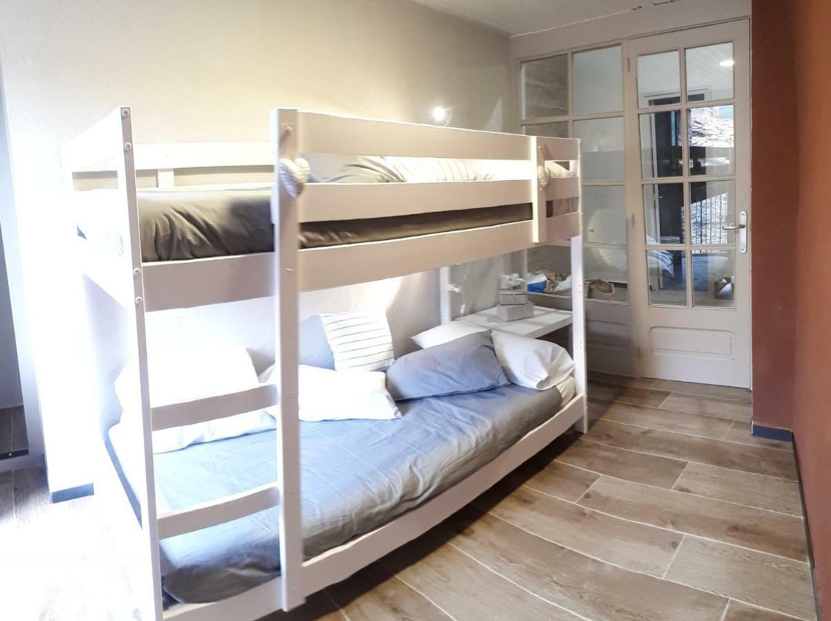 Cal Dalmau apartaments Pardines Extérieur photo