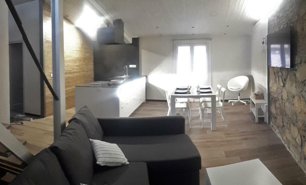 Cal Dalmau apartaments Pardines Extérieur photo