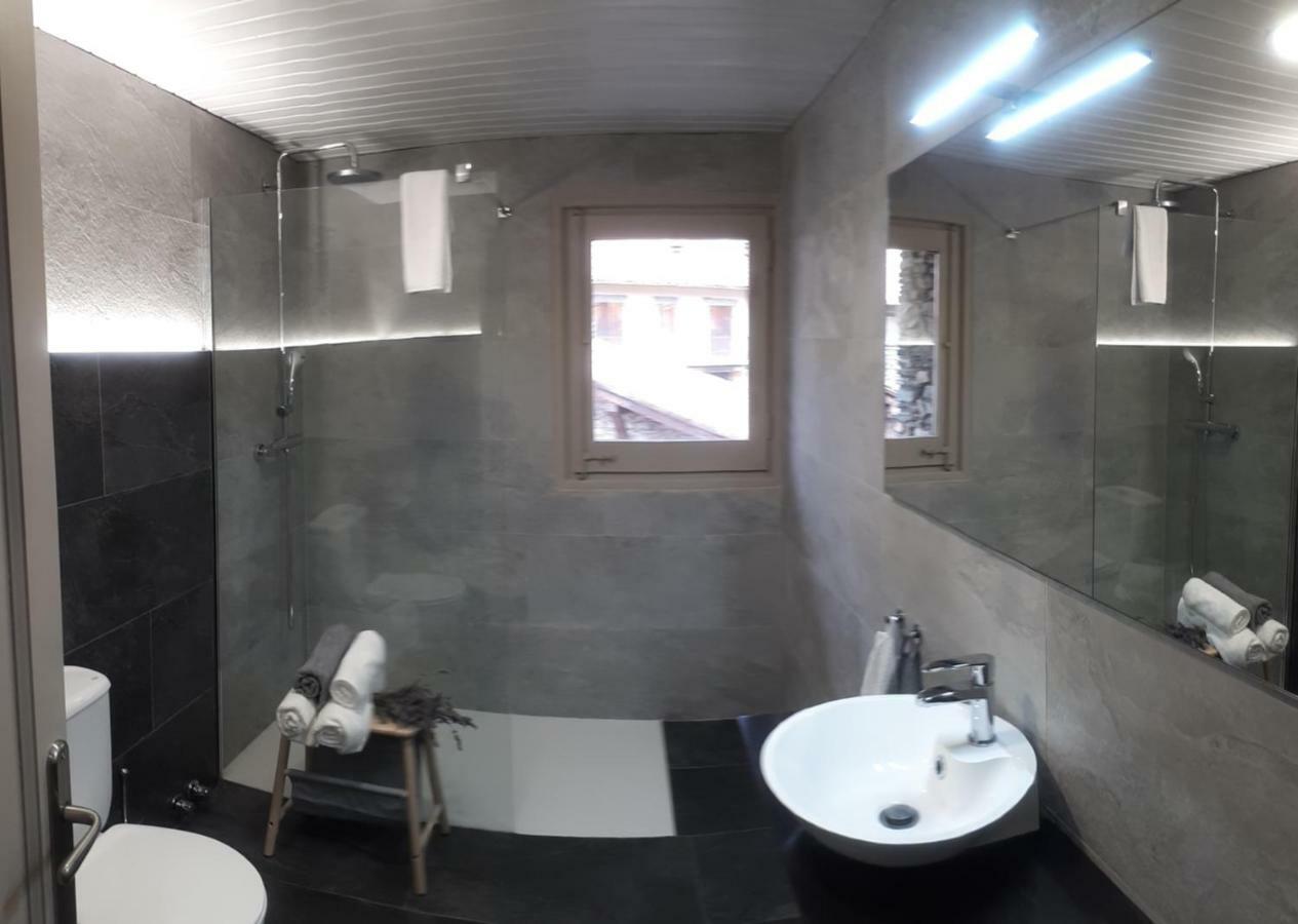 Cal Dalmau apartaments Pardines Extérieur photo